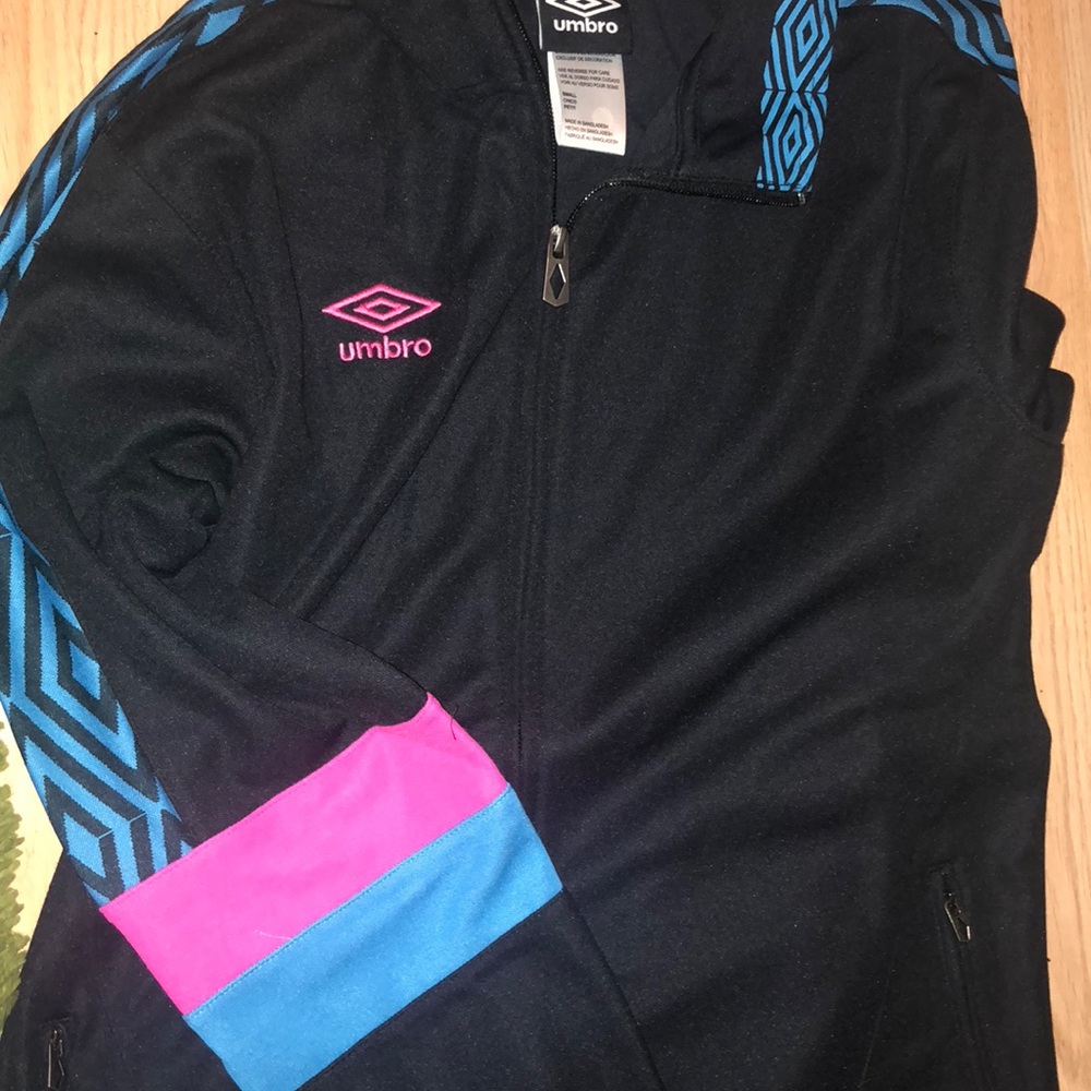 Brand New Men’s Small Sweater